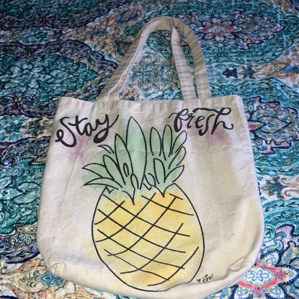 Tote bag